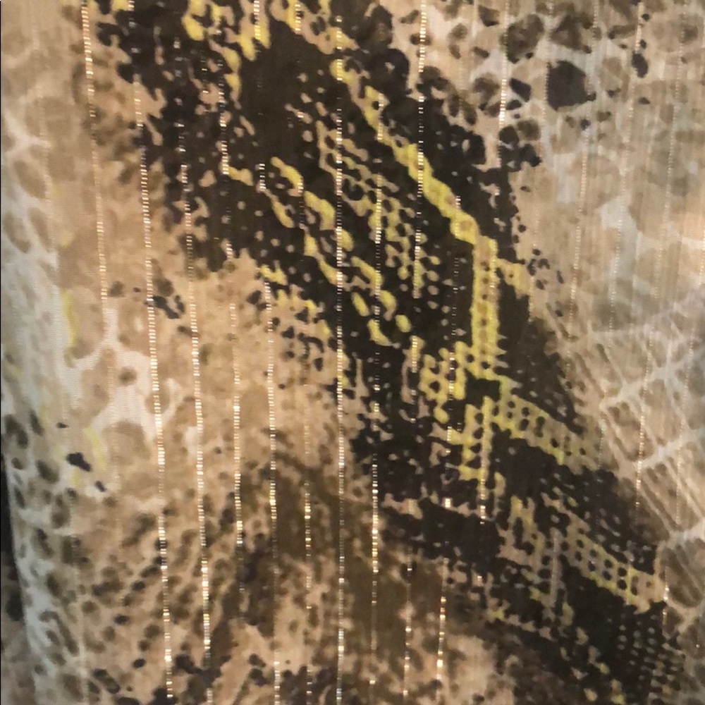 Shirt - Picture 5 of 5